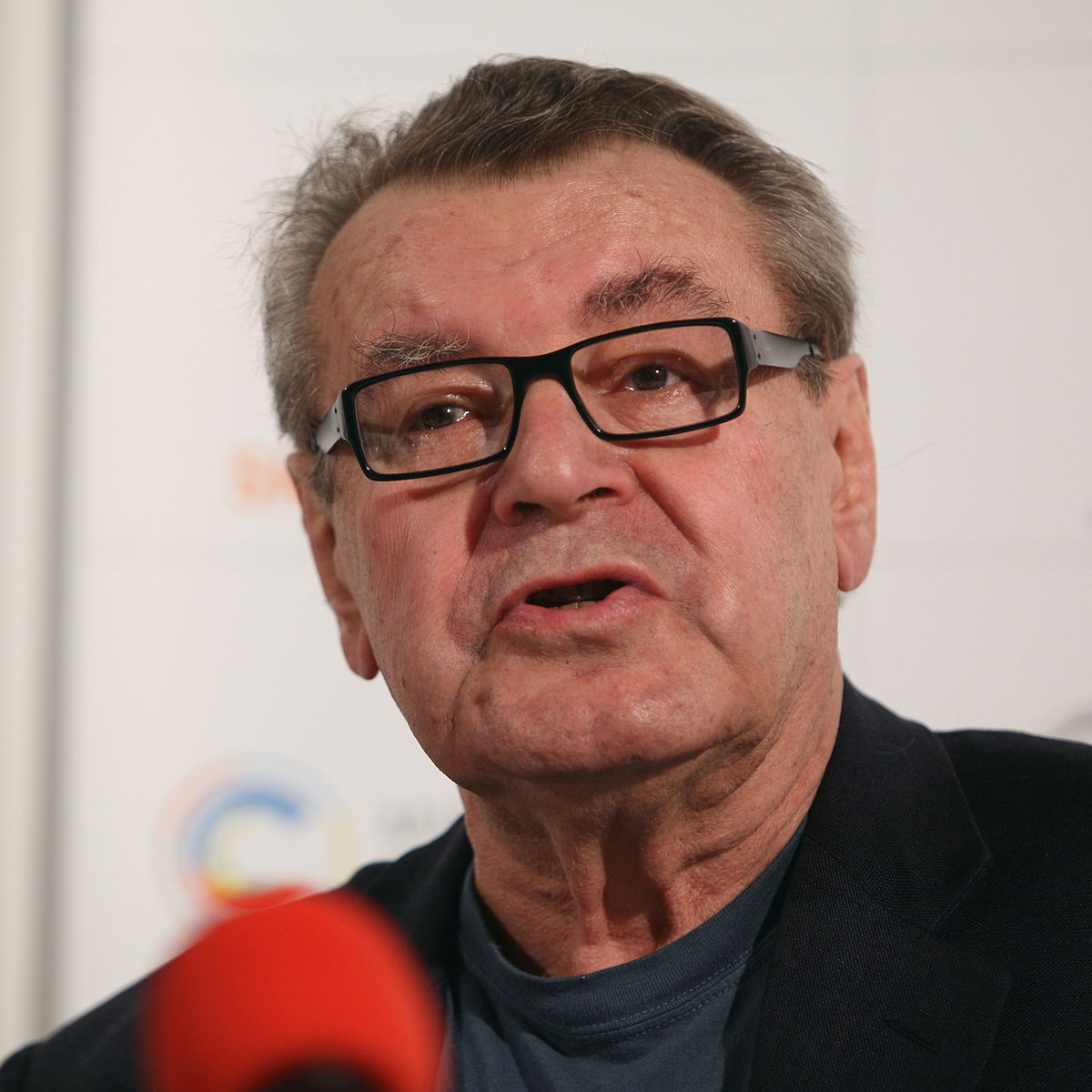 Foto: Miloš Forman (18 febbraio 1932 – 13 aprile 2018) al Festival internazionale del cinema di Karlovy Vary 2009 © Petr Novák, Wikipedia