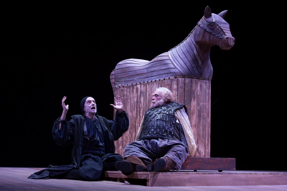 Foto di scena: Falstaff e il suo servo – Massimo De Francovich e Franco Branciaroli - Al Piccolo Teatro Strehler di Milano dal 19 novembre al 6 dicembre 2019