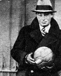 DA SAN SIRO AD AUSCHWITZ – Due tappe a Milano per raccontare  l’Olocausto dell’allenatore Árpád Weisz nel segno dello sport