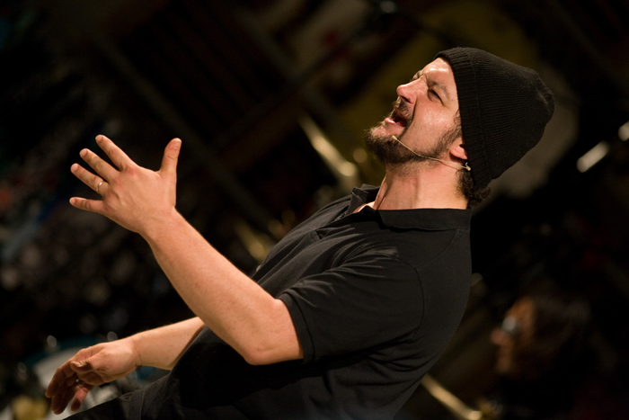Foto di scena: Ghiaccio, Massimiliano Cividati © Ala Taumastica – Teatro Out Off