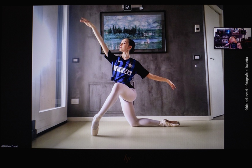 DANZA E SPETTACOLO: UN COSTUME DI SCENA PER ESSERE VISIBILI