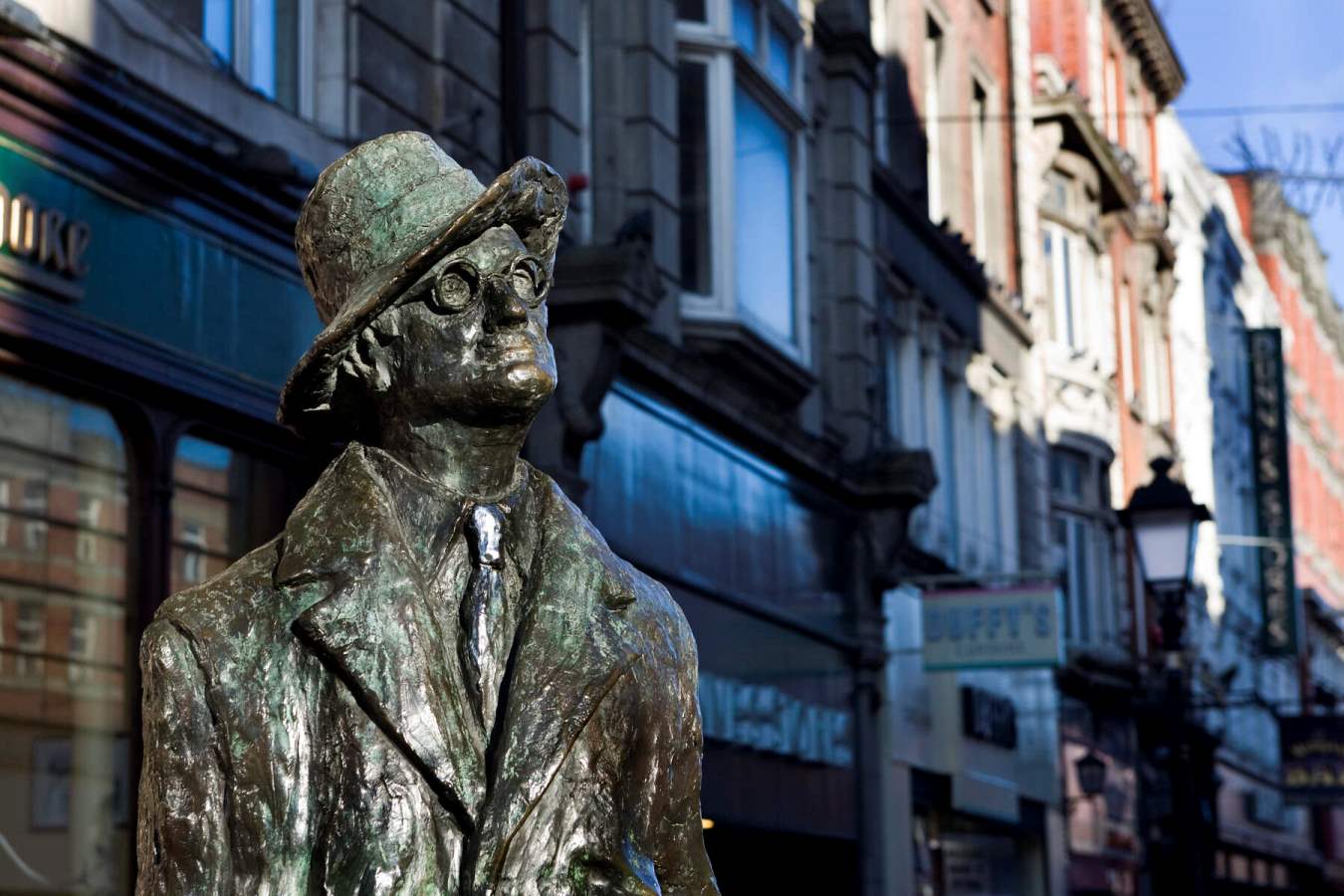 Foto: statua di James Joyce - North Earl Street, Dublino city