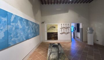 “La Commedia Umana” aperta anche a Ferragosto: arte e coscienza in dialogo a Città di Castello