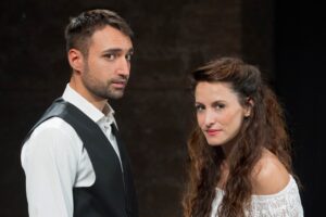 Foto di scena: Circo Paradiso – Agnese Fallongo e Tiziano Caputo © Tommaso Le Pera - Milano, Teatro degli Angeli, dal 9 al 14 dicembre 2025
