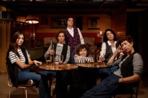 Foto di scena: Ahi Maria! © Gianfranco Ferraro - Milano, Teatro Menotti Filippo Perego - Dall'11 al 21 e dal 27 al 31 dicembre 2025