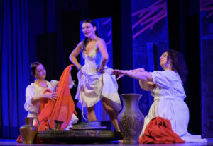 Foto di scena: Carmen © Teatro Blu - Milano, PACTA Salone, 18 e 19 dicembre 2025