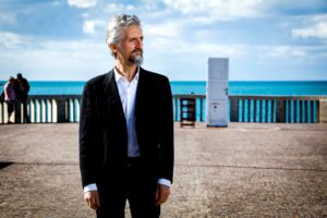 Foto: Ascanio Celestini – Poveri cristi © Chiara Pasqualini/MIP- Milano, Teatro Carcano, dal 16 al 18 gennaio 2026