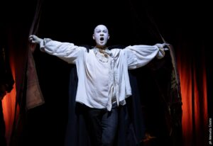 Foto di scena: Mephisto. Romanzo di una carriera -  Regia di Andrea Baracco © Manuela Giusto - Milano, Teatro Menotti Filippo Perego, dal 12 al 22 marzo 2026