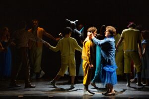 Foto di scena: Pinocchio. Che cos’è una persona? – Di Davide Iodice © Interno 5 - Teatro di Napoli/Teatro Nazionale - Milano, Teatro Menotti Filippo Perego, dal 5 all'8 marzo 2026