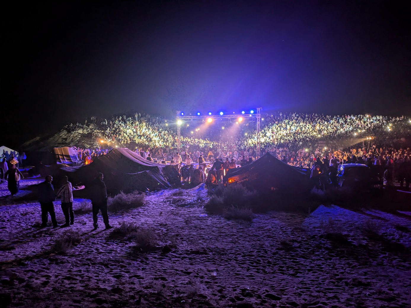 Foto: Festival International du Théâtre au Sahara. Visione notturna © Gaia Gulizia - Tunisia, dal 29 aprile al 3 maggio 2026