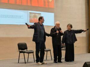 Foto: Alejandro Jodorowsky (al centro) © Gaia Gulizia
