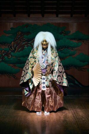 Foto di scena: New Noh Production - Leonardo Da Vinci © Yamamoto Noh Theater