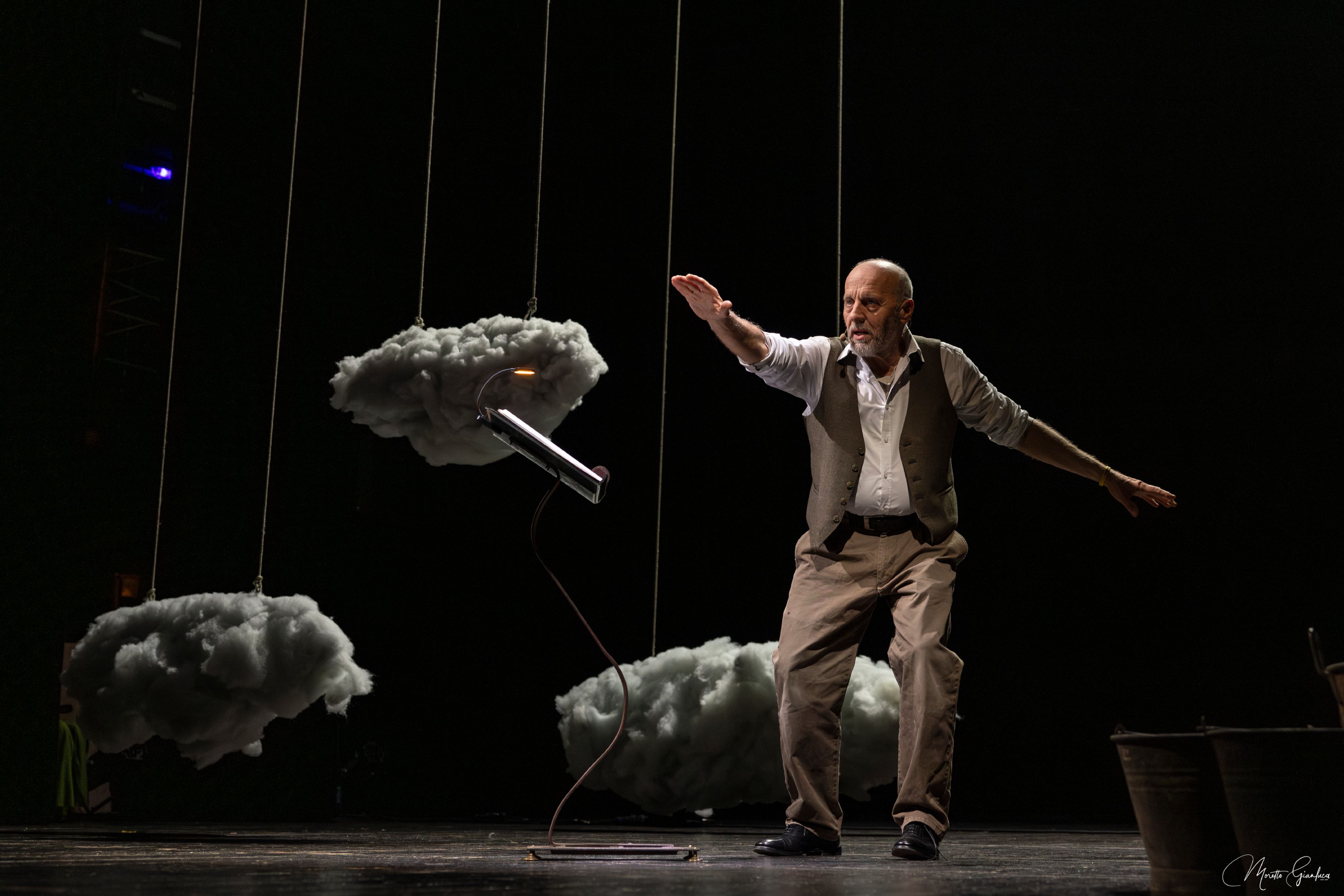 Foto di scena: Bestiario Idrico – Marco Paolini © Gianluca Moretto